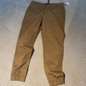 Old Navy modern Jogger size med tan brand new with tags